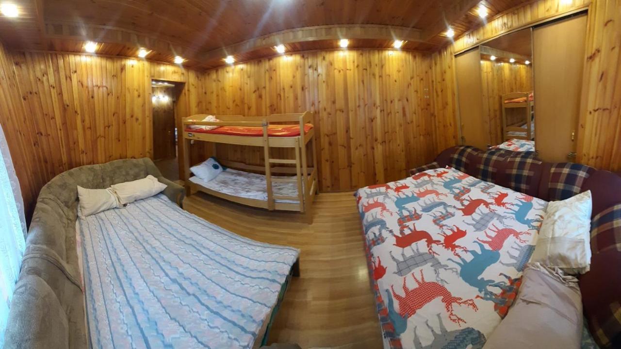 Куренiвський Двiр Kiev Ngoại thất bức ảnh